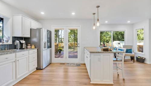 Middle Sound Hideaway~Beaches, Shopping, Families - Foto 3