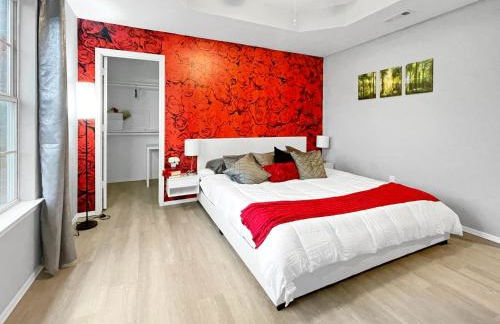 Stay at Steuben Hot Tub Remodeled Home - Foto 10