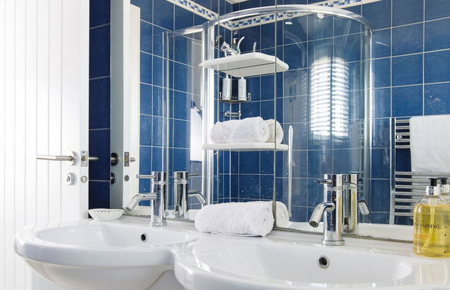 Vibrant Seafront Home With Seasonal Pool - Foto 29