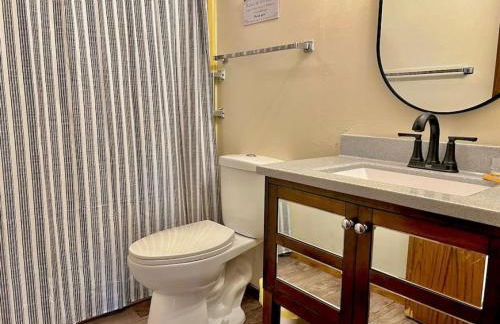 Quiet Cozy 2BR APT Black out Curtains - Foto 8