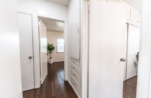 3BR Santa Monica Home, Ideal for Groups! - Foto 14