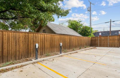 Peaceful 1-BR Stay w/ Putting Green near Downtown - Foto 68