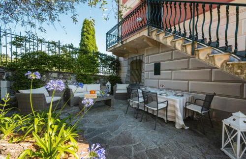 Villa with Pool - Unique Sea View - Free Parking - Foto 2