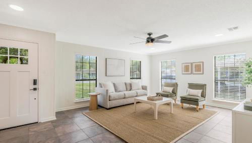 Updated & centrally located 3 Bed - Foto 2