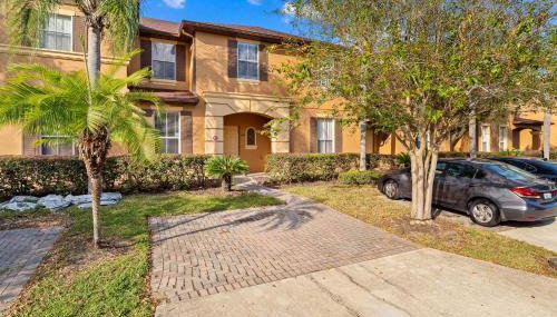 Elegant 3 BDR Townhome in Desirable Regal Palms - Foto 3