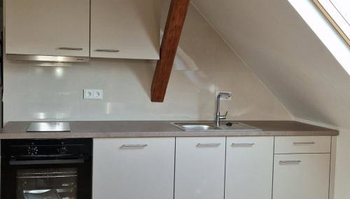 Top-floor apartment for up to 3 guests - Foto 5, stove