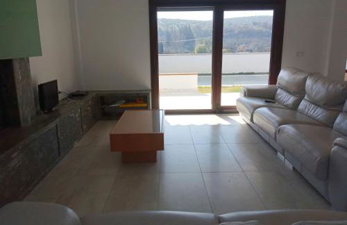 Villa Madodos con piscina privada, jacuzzi, barbacoa y chimenea - Foto 23