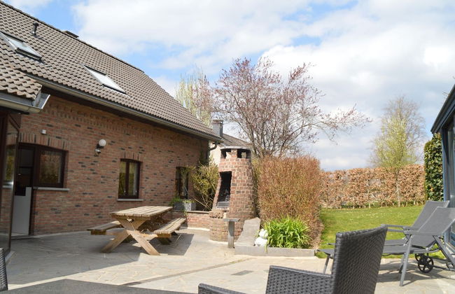 Holiday Home in Waimes With Pool & Sauna - Foto 17