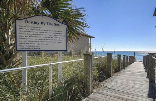 Beach Daze - Foto 54