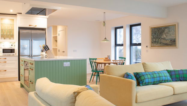 Kitchen / Dining Room