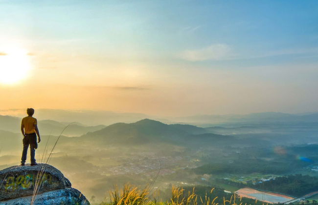 Trilha pela colina de Bukit Broga - Foto 1