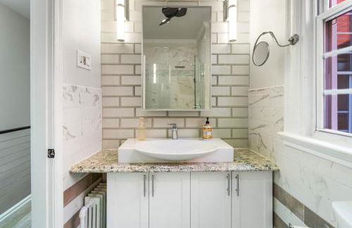 2x King Beds, Fireplace, Private Backyard, Washer, Dryer - Foto 5