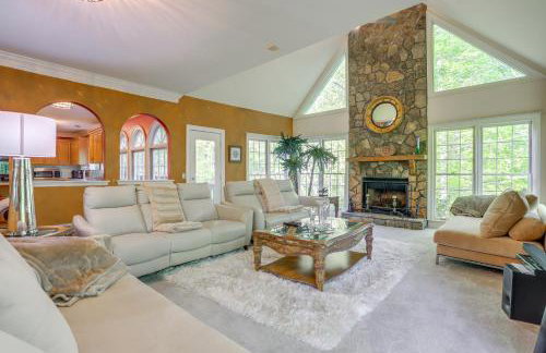 3 Mi to Roswell Riverwalk: Spacious Getaway! - Foto 1