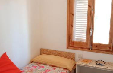 Apartament amb dues grans terrasses de 50 m2 i 16 m2 a 300 m de la platja - Foto 5