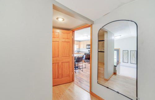 Walk to Water Lake House in Suring! - Foto 17