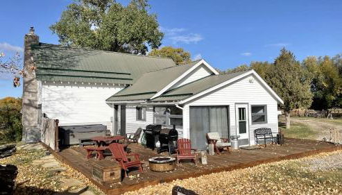 Stunning Cottage with Fire Pit in Saratoga, Wyoming - Foto 5