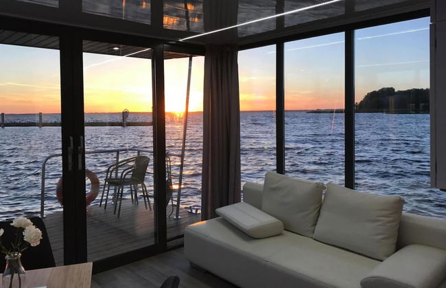 Hausboat Kamien Pomorski, 20 m2, for 3 Persons on the Water - Foto 6