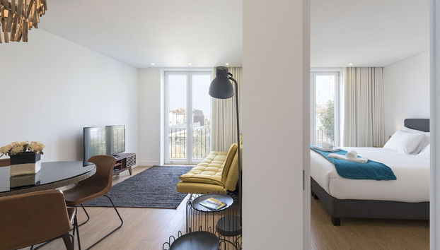 Downtown Bright Apartment With Balcony by Vacationy - Foto 2, Habitación