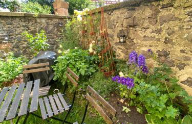 Schloss Nidda - FeWo mit Privatgarten, Fellnasen willkommen! - Foto 21