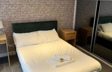 Spacious 4-Bed Family House - Foto 52