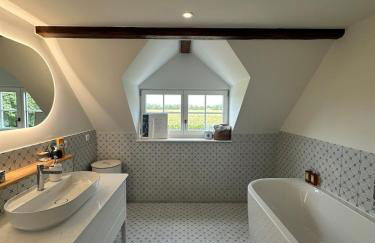 Großzügiges Landhaus mit Pool & Kamin - ideal zwischen Leipzig und Dresden - Spacious Country House with Pool near Leipzig & Dresden - Foto 9