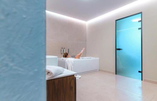 Iconic PRIVE beachfront villa Mola Kaliva - Foto 22