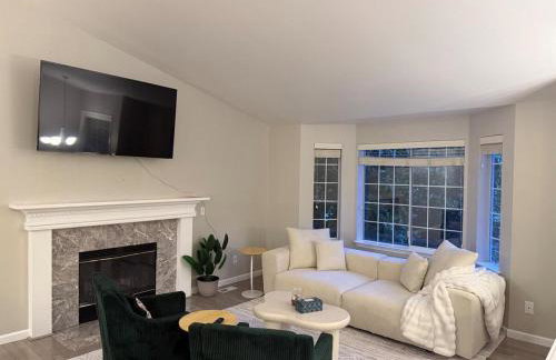 Spacious 5BR Walk to Wild Waves! - Foto 19