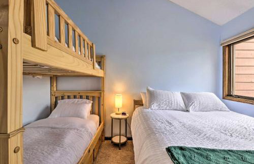 Mtn View Granby Condo with In-Unit Hot Tub! - Foto 20