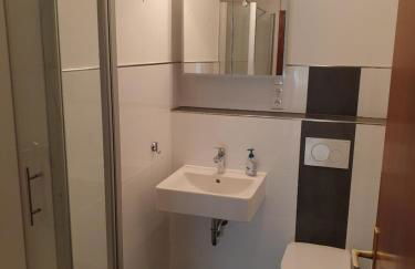 Andinas Ferienwohnung in ruhiger Lage direkt am Wald - Foto 5