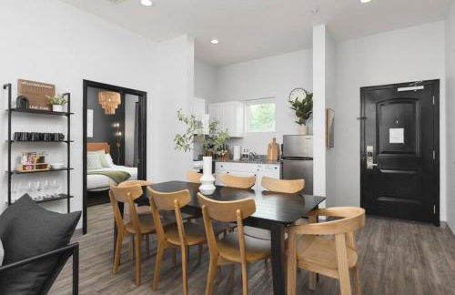 Modern Comfort Condo Only 2 Mile to Downtown Broadway - Foto 3