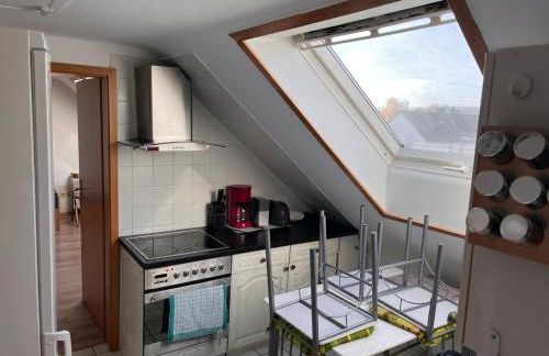 NR 4 DG 2 Zimmer für Firmen und Familien - Foto 3