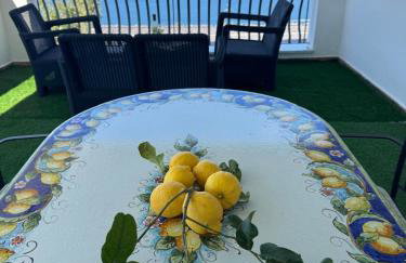 Breathtaking Sea View Apartment on Sorrento Coast with Sunset Terrace & Parking - Foto 9