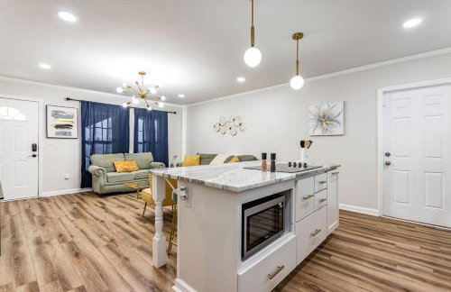 Modern bungalow in the heart of Raleigh w King bed - Foto 5