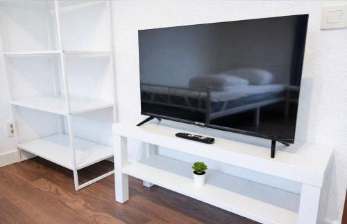 10 min KÖLN - PREMIUM UNTERKUNFT - WLAN & PARKING - Foto 8