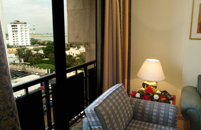 Imperial Hotel - Photo 11