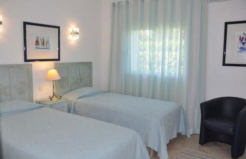 Luxury 3 bedroom Villa with Private Pool - Photo 25