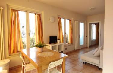 Nice apartments lake view & free parking - Photo 28