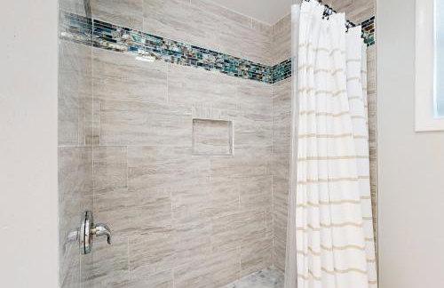 Beach View, Multiple Outdoor Spaces! Milford Haven - Foto 19