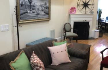 Convention Center/Logan Circle Large Cozy House. - Foto 29