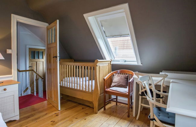 Beautiful Villa Near the Sea - Photo 8