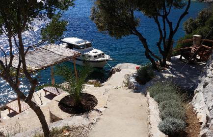 Secluded fisherman's cottage Cove Spiljice, Brac - 17031 - Photo 8
