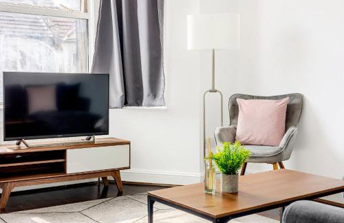 Cosy flat with free parking near London hotspots - Foto 7