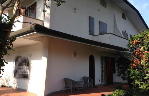 Holiday home Villetta Cinquale - Foto 2