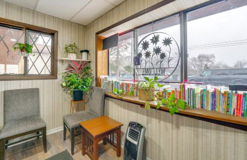 5 Mi to Pine Knob Pet-Friendly Studio Retreat - Foto 23