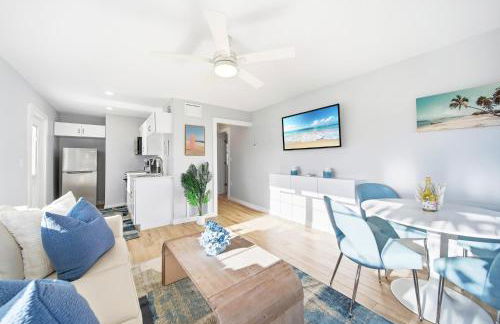 Siesta Key, Heated Pool, Dock on Lagoon, Turtle Beach 1 mile and Crescent Beach 2 miles, 1bdr - Foto 2