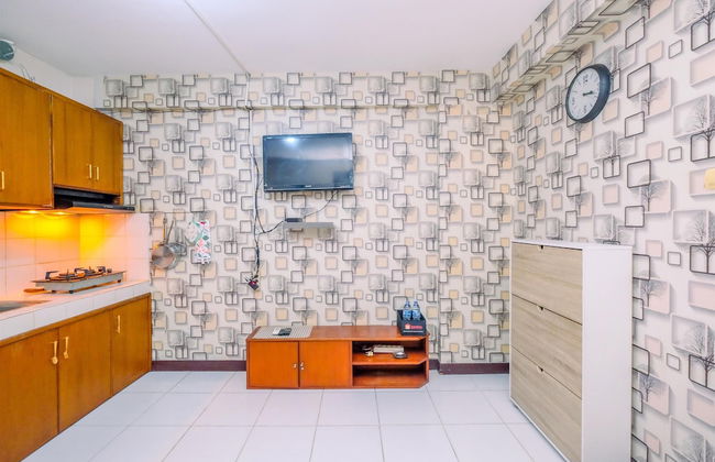 Comfortable and Tidy 2BR Lagoon Bekasi Town Square Apartment - Foto 11