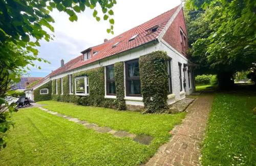 Bright apartment in Emden with terrace 60 m² - Photo 1