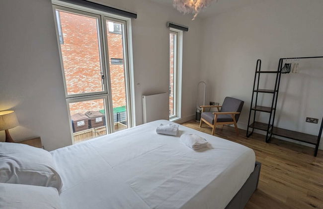 Adelphi Townhouse Contemporary 2 Bed 1 Bath 1 WC - Foto 3