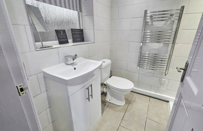 Host Stay Camwy Cottage - Photo 14