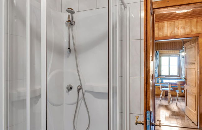 Chalet in Mortschach Near Ski Slopes - Photo 21